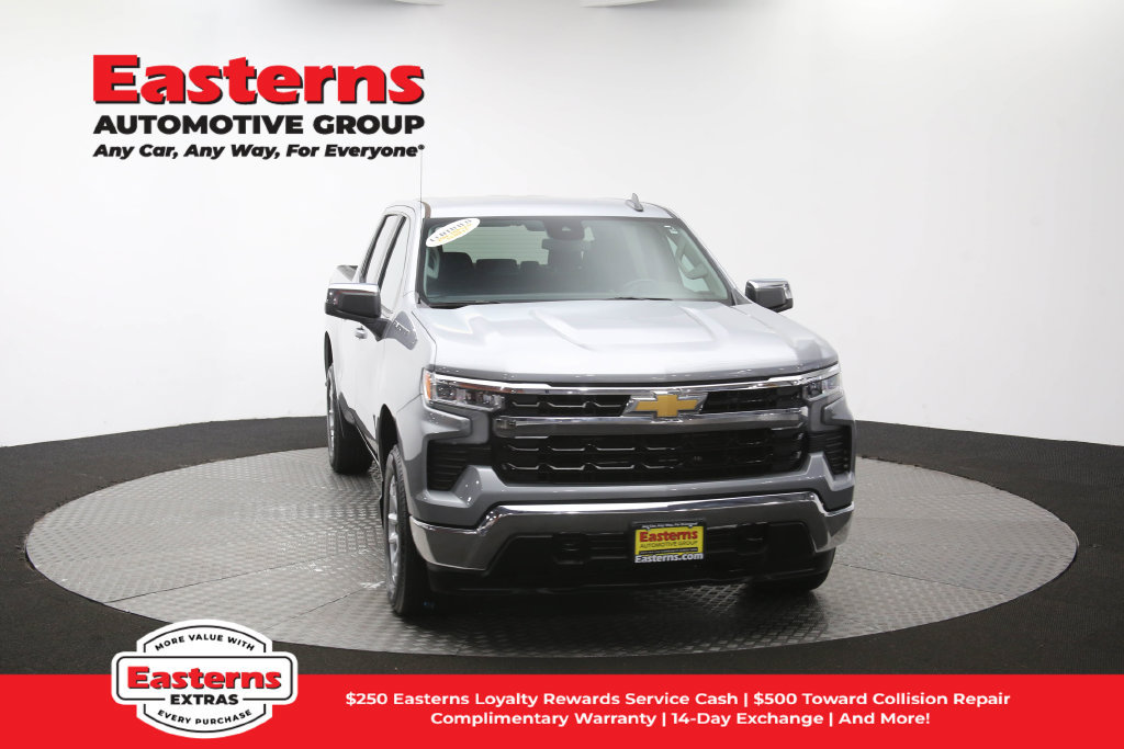 Used 2024 Chevrolet Silverado 1500 LT AWD/4WD image 55