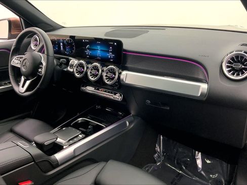 Certified 2023 Mercedes-Benz GLB 250 image 10