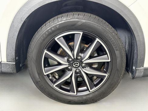 Used 2018 MAZDA CX-5 Touring w/ Preferred Equipment Package FWD image 32