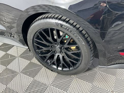 Used 2022 Ford Mustang GT RWD image 35