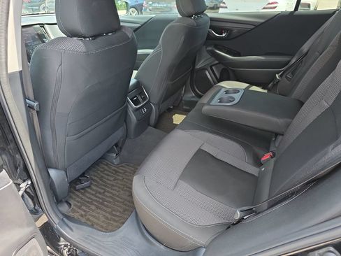 Used 2025 Subaru Outback Premium AWD/4WD image 27
