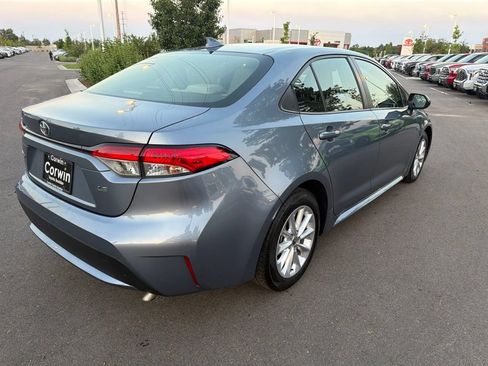 Used 2021 Toyota Corolla LE w/ LE Premium Package FWD image 8