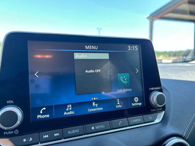 Used 2024 Nissan Sentra SV FWD image 13