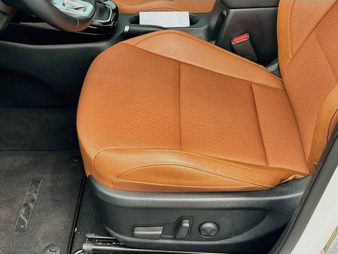 Used 2025 Kia Soul EX FWD image 20