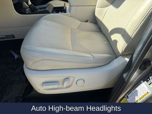 Used 2023 Lexus GX 460 Luxury image 22