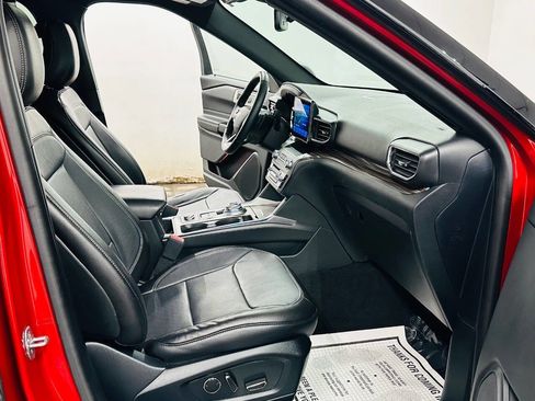 Used 2020 Ford Explorer Limited w/ Class III Trailer Tow Package image 8