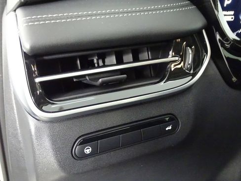 Used 2023 INFINITI QX60 Luxe w/ Cargo Package AWD/4WD image 23