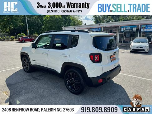 Used 2018 Jeep Renegade Altitude w/ UConnect 8.4 Nav Group image 3