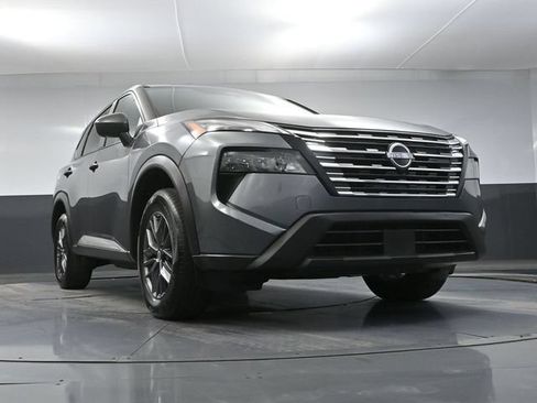 Used 2024 Nissan Rogue S FWD image 51