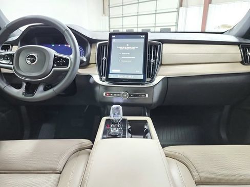 Used 2026 Volvo XC90 B6 Ultra w/ Protection Package AWD/4WD image 26
