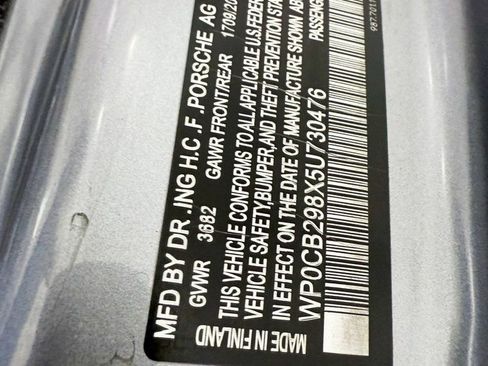 Used 2005 Porsche Boxster S image 32