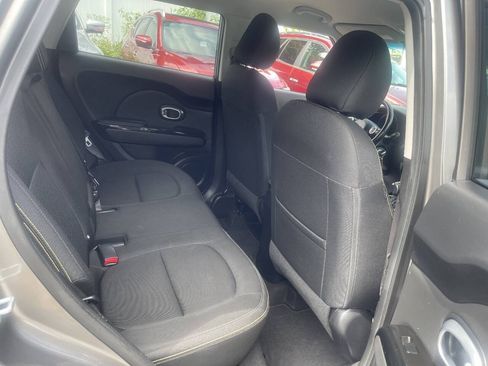 Used 2016 Kia Soul + w/ Audio Package FWD image 20