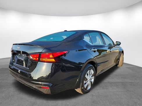 New 2025 Nissan Altima 2.5 S image 5