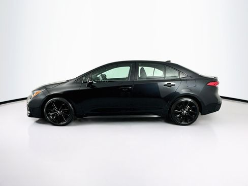 Used 2021 Toyota Corolla SE w/ Carpet Mat Package (TMS) FWD image 4