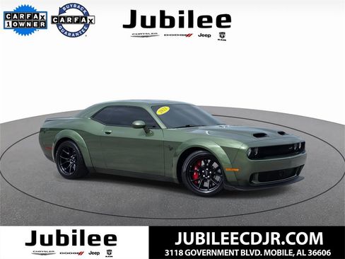Used 2023 Dodge Challenger SRT Hellcat image 1