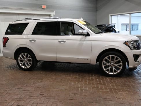 Used 2018 Ford Expedition Platinum AWD/4WD image 8