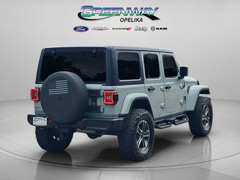 Used 2023 Jeep Wrangler Unlimited Sahara w/ LED Lighting Group AWD/4WD image 7