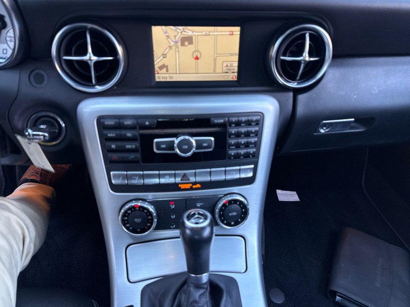 Used 2014 Mercedes-Benz SLK 250 image 21