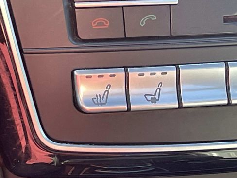 Used 2018 Mercedes-Benz GLS 550 4MATIC image 23