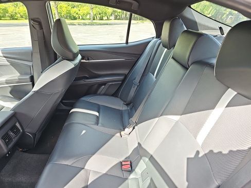 Used 2025 Toyota Camry SE FWD image 17