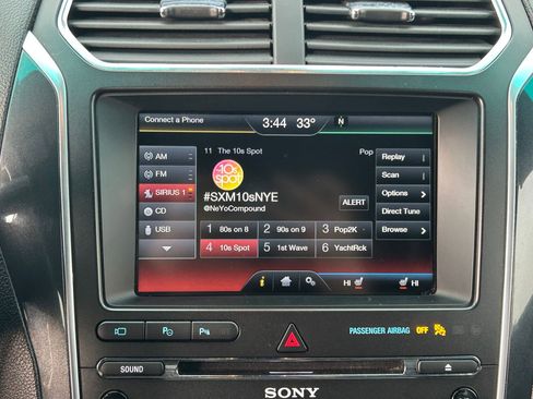 Used 2016 Ford Explorer Limited w/ Equipment Group 301A image 19