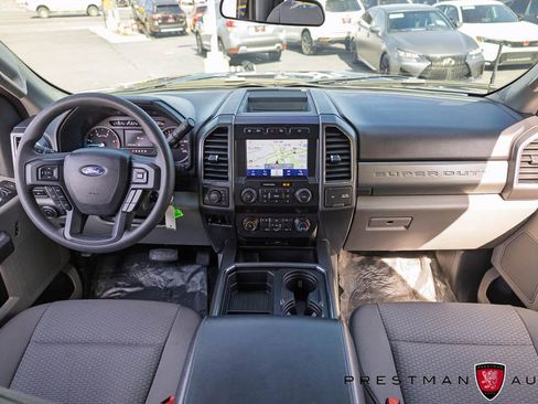 Used 2022 Ford F250 XLT w/ Black Appearance Package AWD/4WD image 39