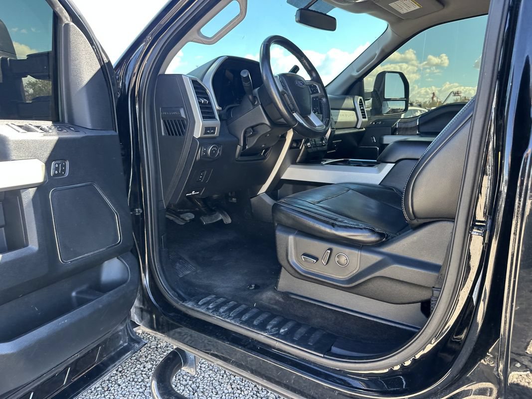 Used 2018 Ford F250 Lariat w/ Lariat Value Package AWD/4WD image 34