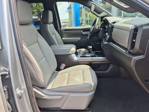 Used 2025 Chevrolet Silverado 1500 RST w/ Texas Edition Plus RWD image 24