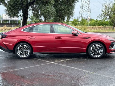 New 2026 Hyundai Sonata SEL image 3