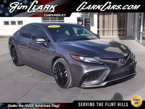 Used 2022 Toyota Camry XSE image 1