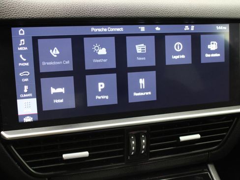 Used 2020 Porsche Cayenne AWD/4WD image 59