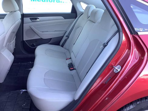 Used 2018 Hyundai Sonata SEL FWD image 13