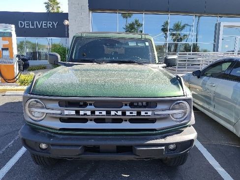 Used 2024 Ford Bronco Big Bend AWD/4WD image 2