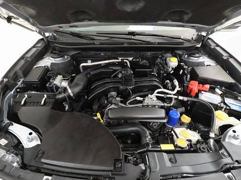 Used 2023 Subaru Outback Premium image 5