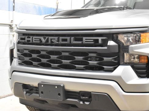 Used 2023 Chevrolet Silverado 1500 Custom w/ LPO, Dark Essentials Package AWD/4WD image 27