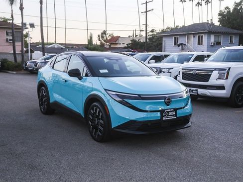 New 2026 Nissan Leaf Platinum+ image 3