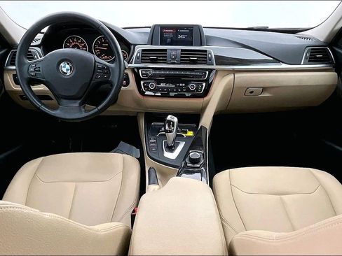 Used 2018 BMW 320i Sedan image 20