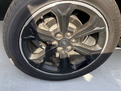 Used 2024 Ford Expedition Limited image 13