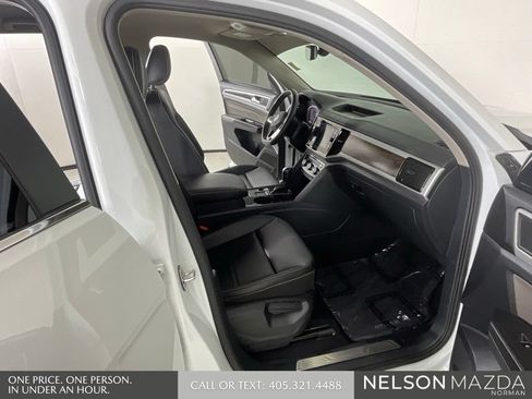 Used 2023 Volkswagen Atlas SE FWD image 14