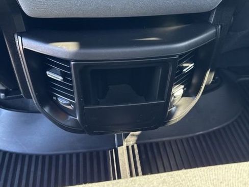 Used 2022 RAM 1500 Big Horn AWD/4WD image 13