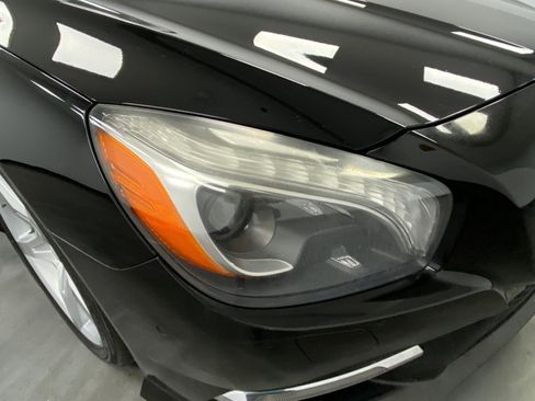 Used 2014 Mercedes-Benz SL 550 image 19