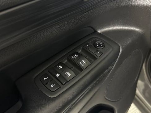 Used 2020 Jeep Grand Cherokee Altitude AWD/4WD image 30