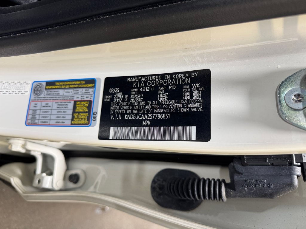 Certified 2025 Kia Seltos S AWD/4WD image 31