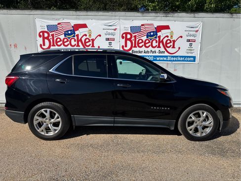 Used 2019 Chevrolet Equinox Premier image 2