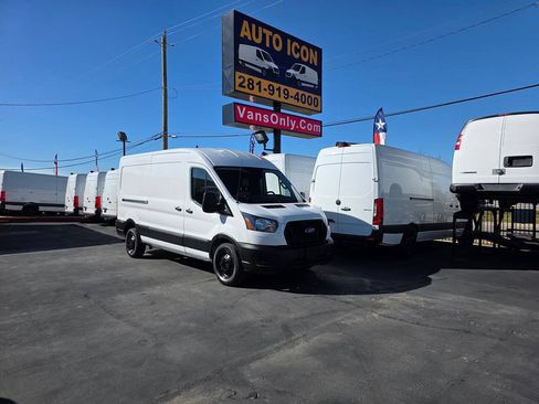 Used 2022 Ford Transit 250 Medium Roof AWD w/ Load Area Protection Package image 24