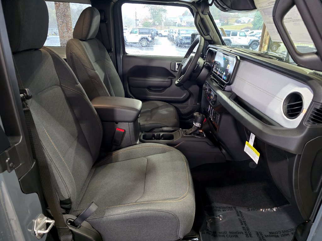 New 2026 Jeep Wrangler Sport AWD/4WD image 26