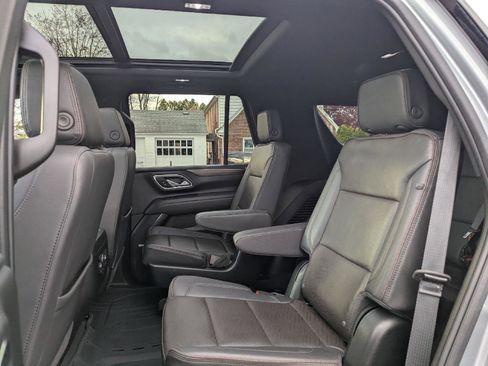 Used 2024 Chevrolet Tahoe High Country image 34