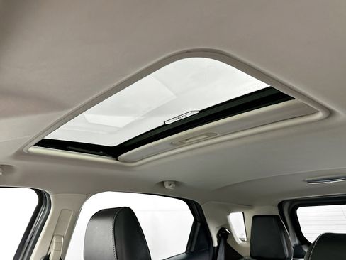 Used 2018 Ford EcoSport Titanium image 26