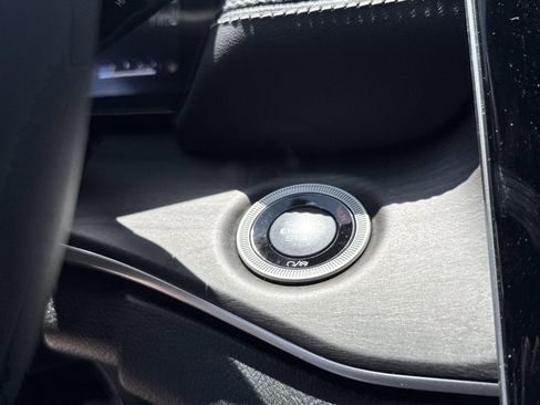 New 2025 Jeep Grand Cherokee L Limited w/ Trailer Tow Package image 24