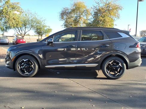 Used 2026 Kia Sportage EX image 2